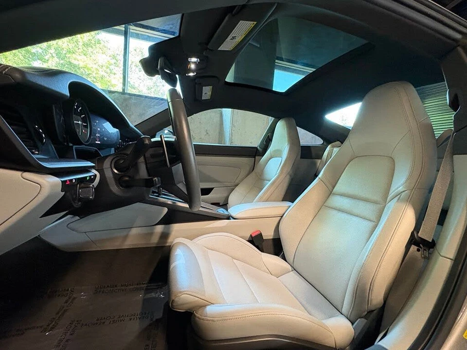 2022 Porsche 992 Carrera 4 - Image 5 of 29