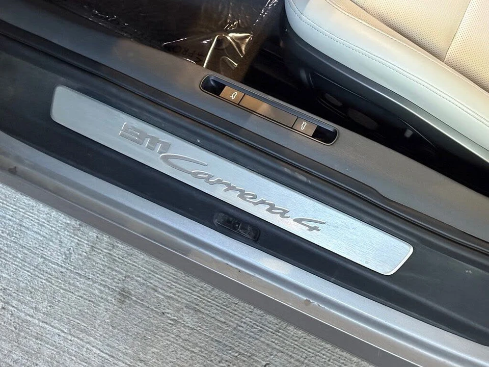2022 Porsche 992 Carrera 4 - Image 16 of 29