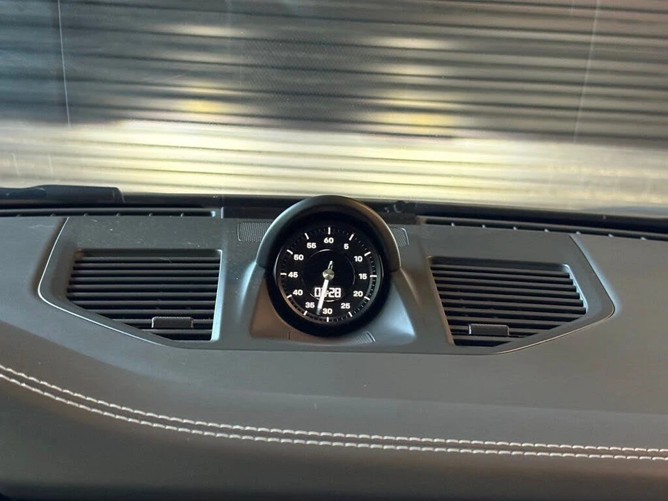 2022 Porsche 992 Carrera 4 - Image 21 of 29