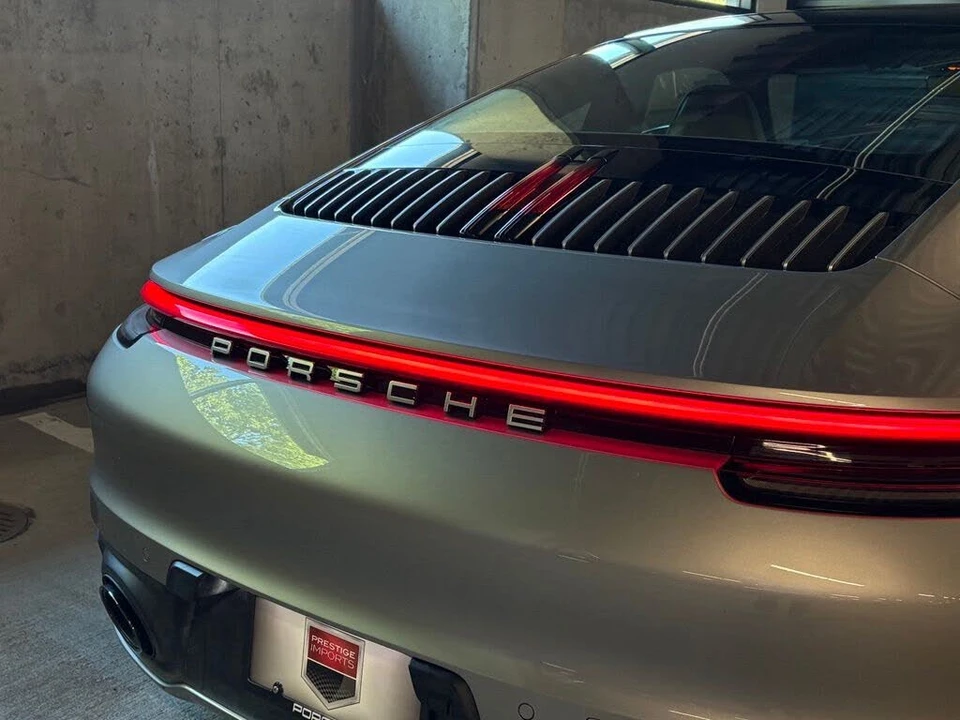 2022 Porsche 992 Carrera 4 - Image 13 of 29