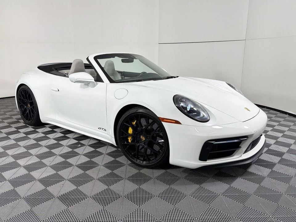 2022 Porsche 992 Carrera GTS - Image 7 of 31