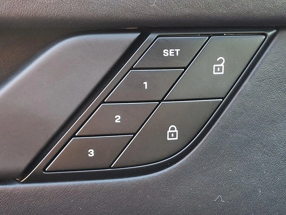 2022 Porsche 992 Carrera GTS - Image 23 of 31