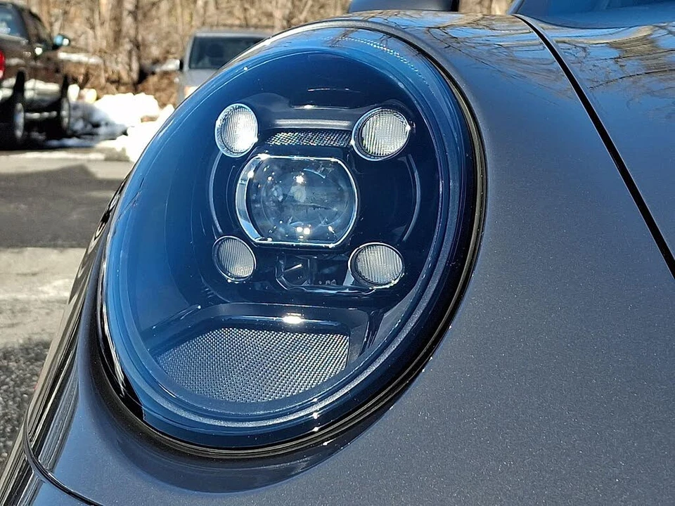 2022 Porsche 992 Carrera GTS - Image 10 of 31