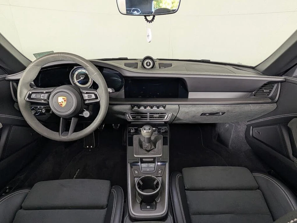 2022 Porsche 992 Carrera GTS - Image 19 of 31
