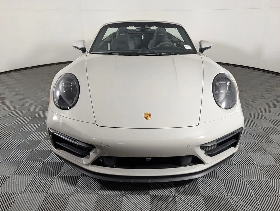 2022 Porsche 992 Carrera GTS - Image 10 of 31