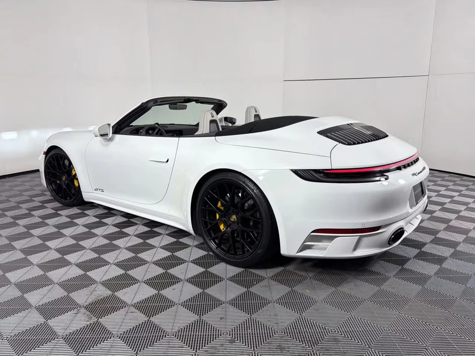 2022 Porsche 992 Carrera GTS - Image 20 of 31