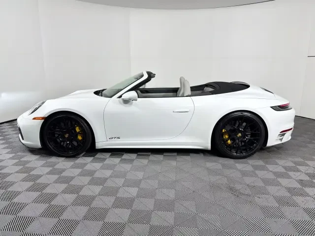 2022 Porsche 992 Carrera GTS - Image 14 of 31