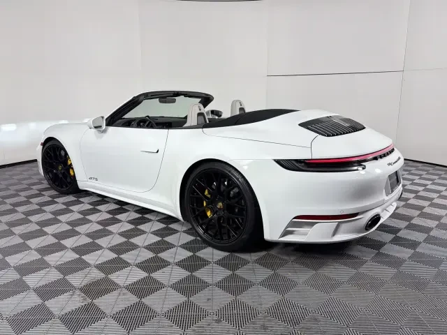 2022 Porsche 992 Carrera GTS - Image 22 of 31