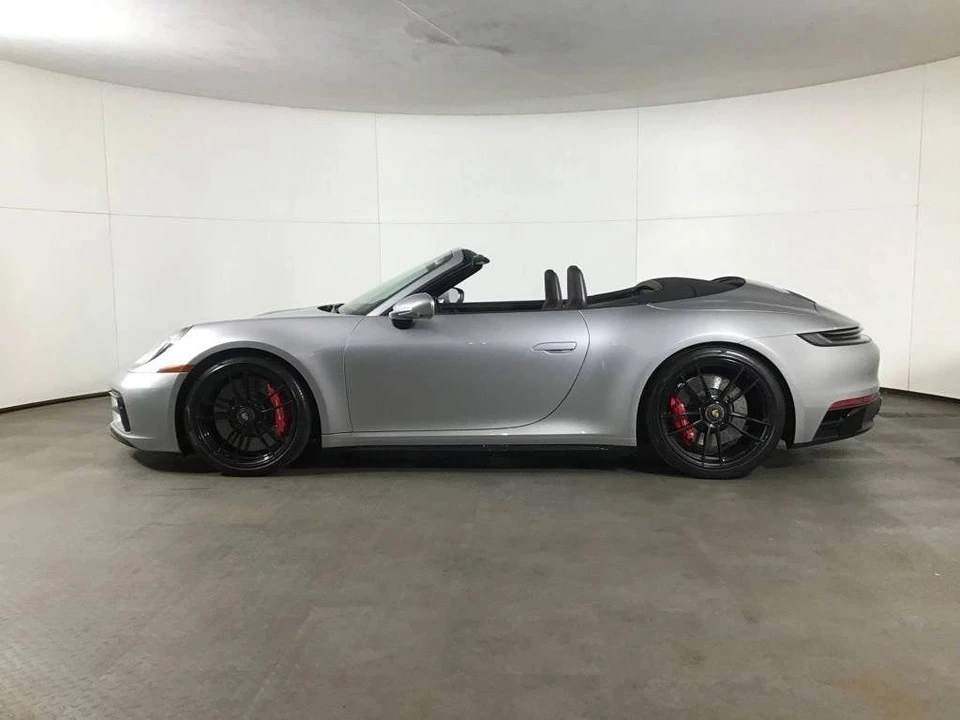 2022 Porsche 992 Carrera GTS - Image 2 of 5