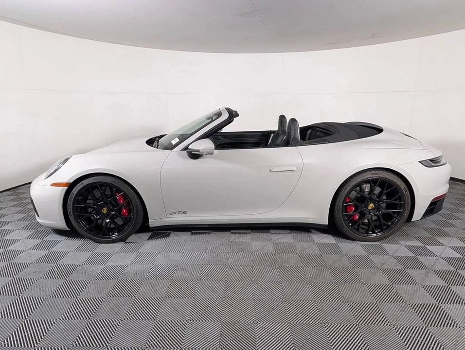 2022 Porsche 992 Carrera GTS - Image 2 of 5