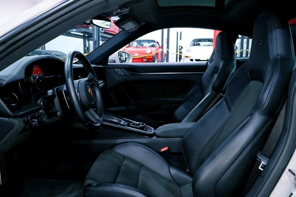 2022 Porsche 992 Carrera GTS - Image 23 of 31