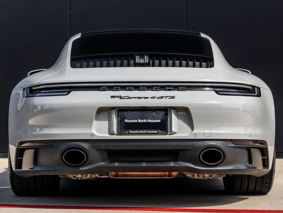 2022 Porsche 992 Carrera GTS - Image 10 of 31