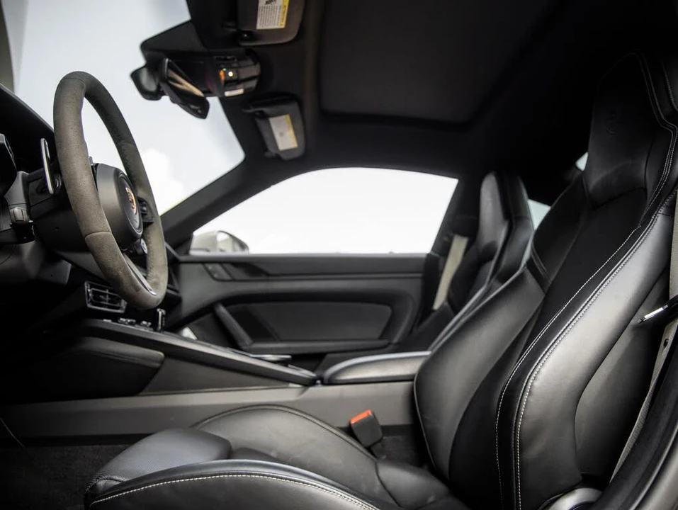 2022 Porsche 992 Carrera GTS - Image 25 of 31