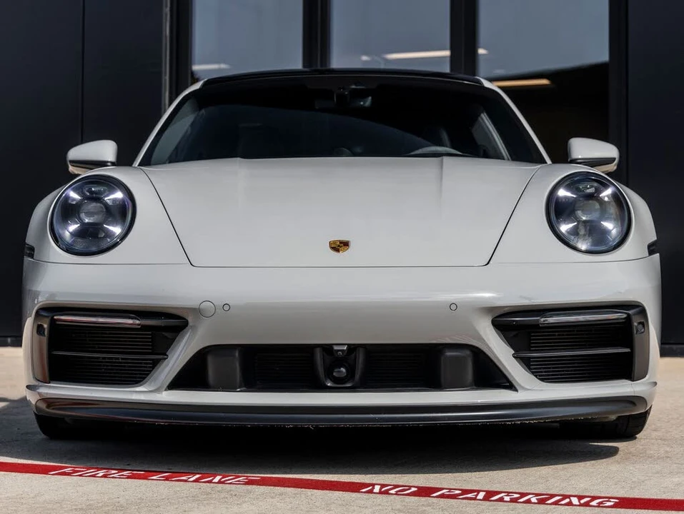 2022 Porsche 992 Carrera GTS - Image 8 of 31