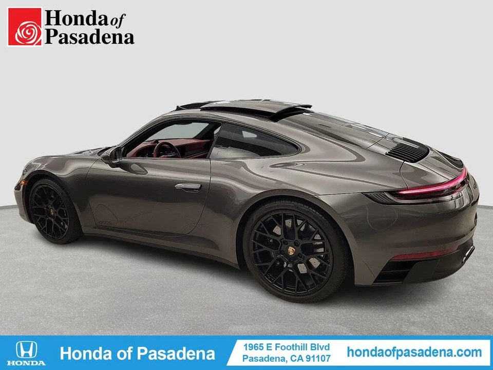 2022 Porsche 992 Carrera GTS - Image 4 of 31