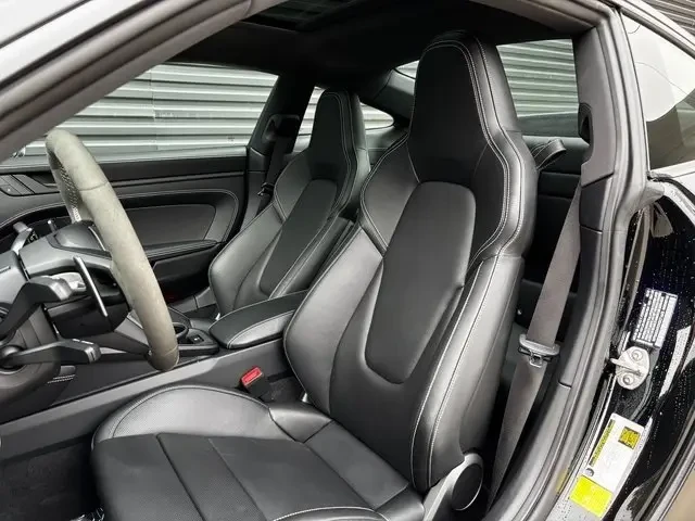 2022 Porsche 992 Carrera GTS - Image 5 of 7