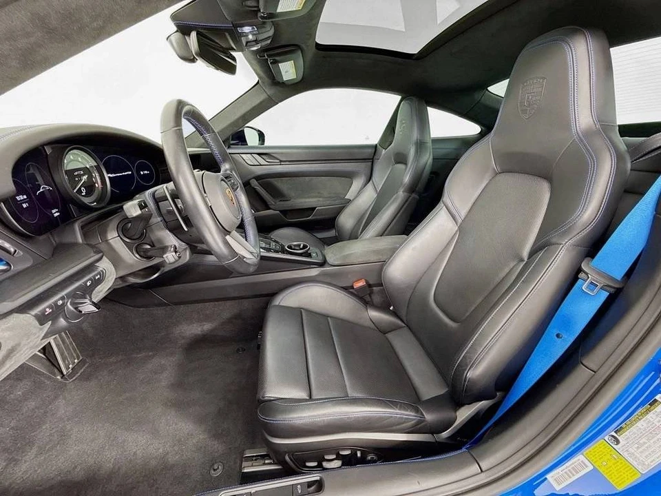 2022 Porsche 992 Carrera GTS - Image 5 of 5