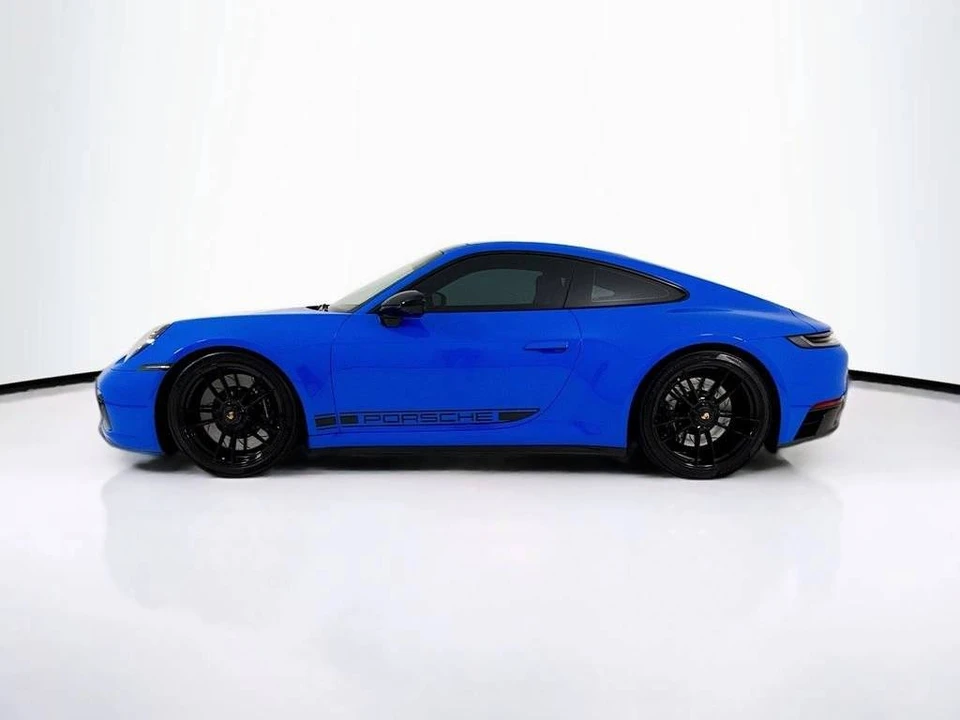 2022 Porsche 992 Carrera GTS - Image 2 of 5