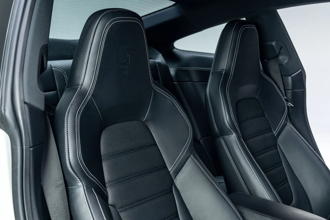 2022 Porsche 992 Carrera GTS - Image 17 of 31
