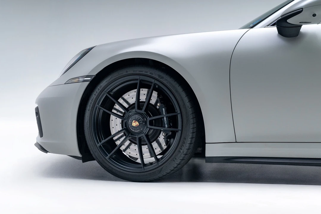 2022 Porsche 992 Carrera GTS - Image 14 of 31