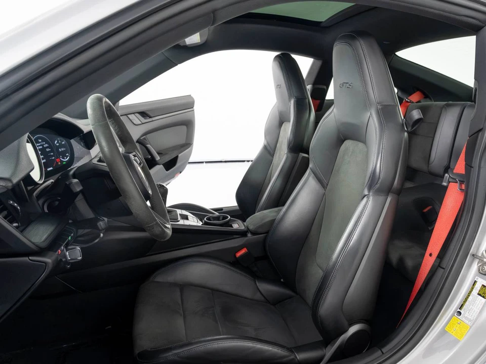 2022 Porsche 992 Carrera GTS - Image 5 of 5