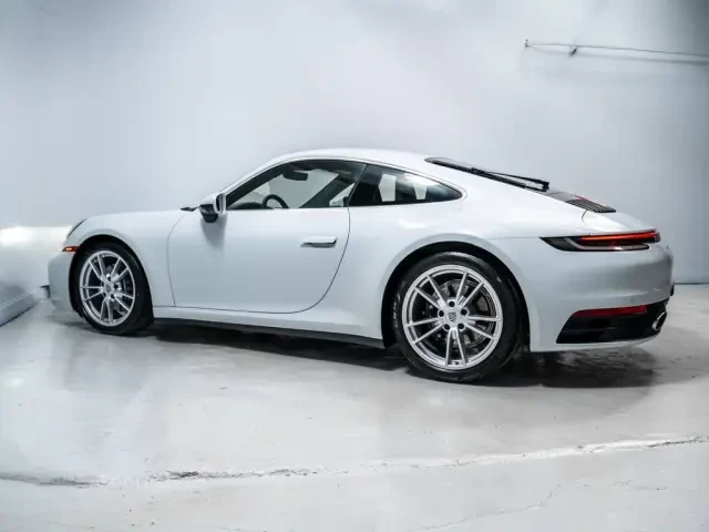 2022 Porsche 992 Carrera 4 - Image 2 of 8
