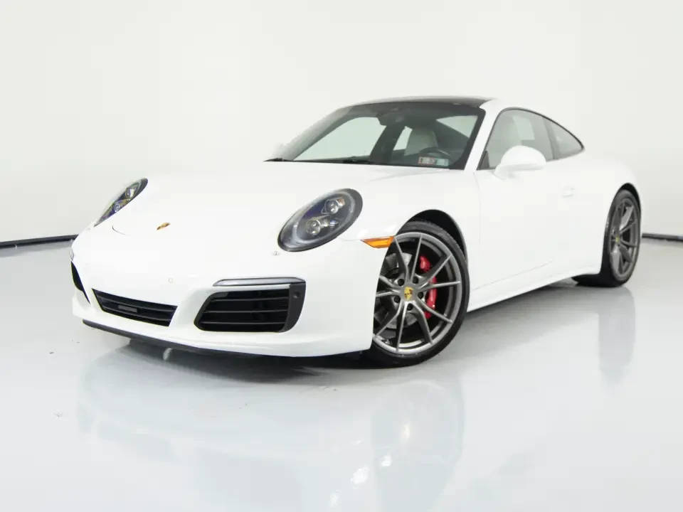2022 Porsche 992 Carrera 4 - Image 5 of 8