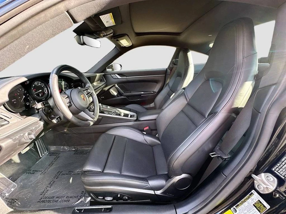 2022 Porsche 992 Carrera 4 - Image 5 of 5