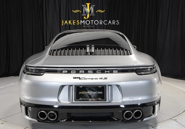 2022 Porsche 992 Carrera 4S - Image 9 of 21