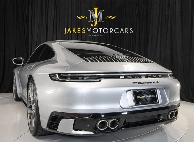 2022 Porsche 992 Carrera 4S - Image 8 of 21