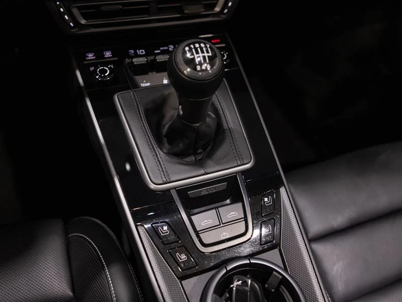 2022 Porsche 992 Carrera 4S - Image 12 of 19