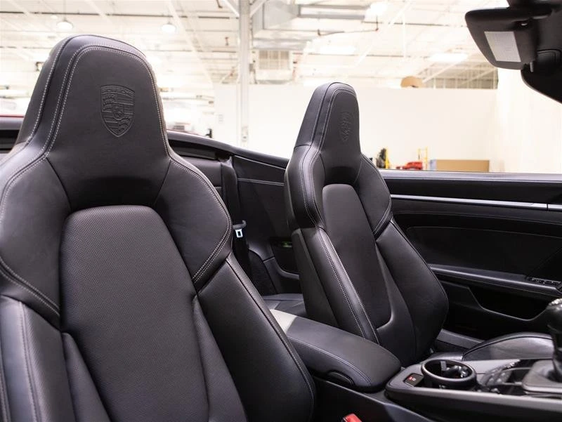 2022 Porsche 992 Carrera 4S - Image 16 of 19