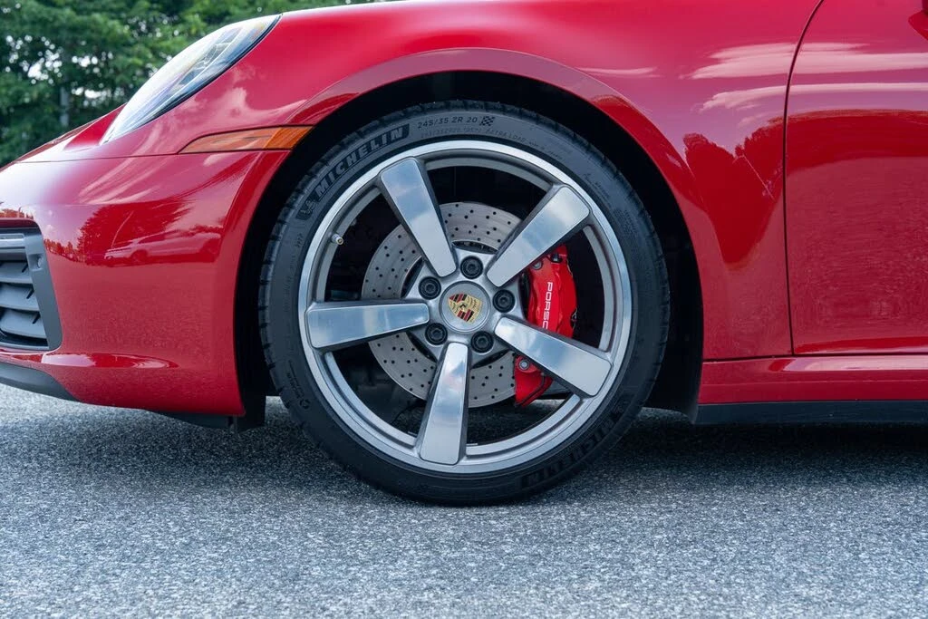 2022 Porsche 992 Carrera 4S - Image 12 of 31
