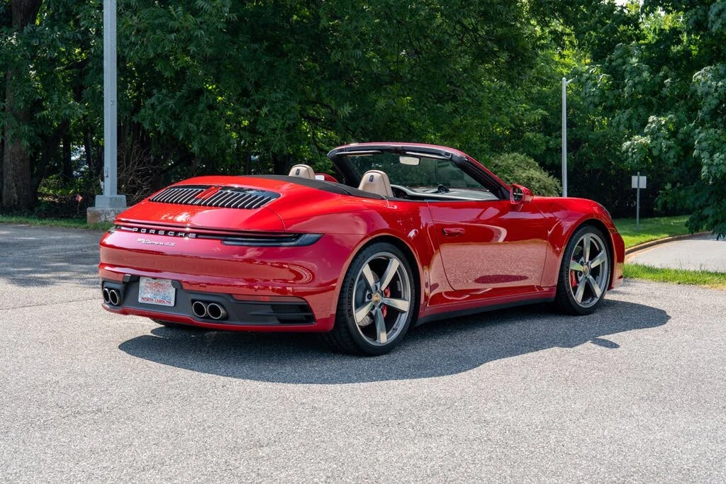 2022 Porsche 992 Carrera 4S - Image 7 of 31