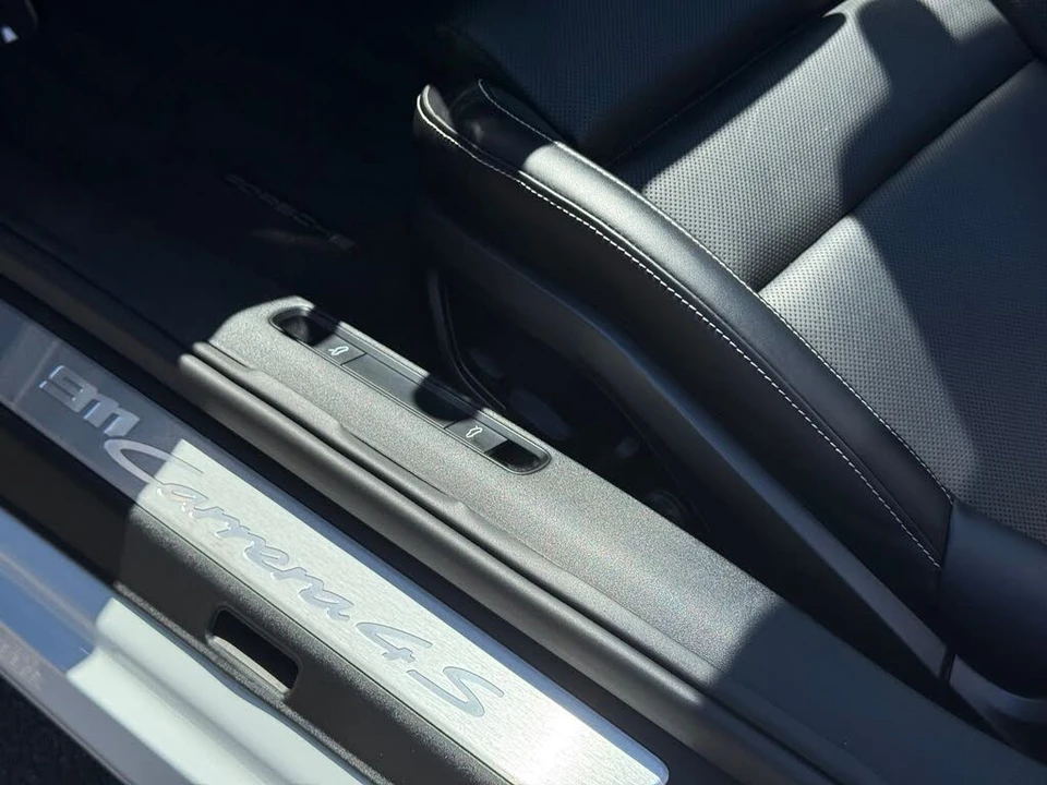 2022 Porsche 992 Carrera 4S - Image 30 of 31