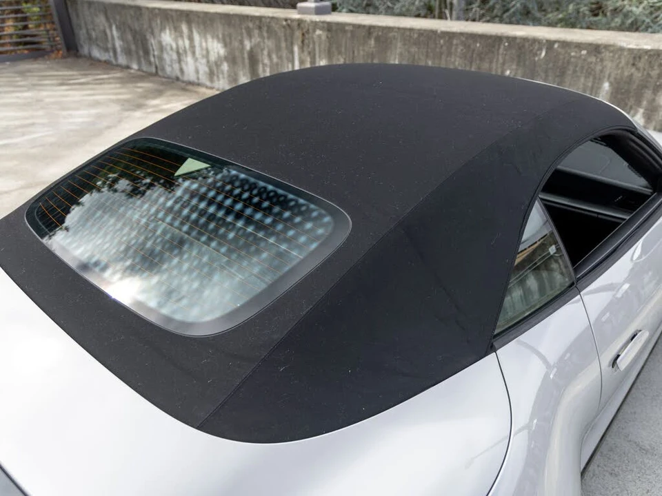 2022 Porsche 992 Carrera 4S - Image 26 of 31