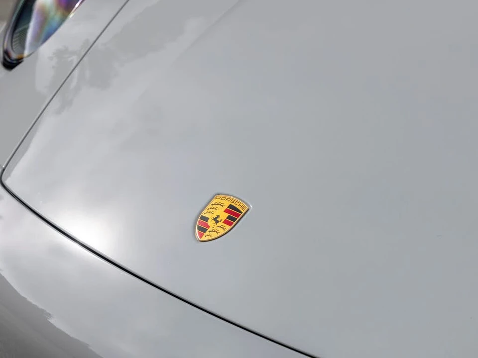 2022 Porsche 992 Carrera 4S - Image 16 of 31