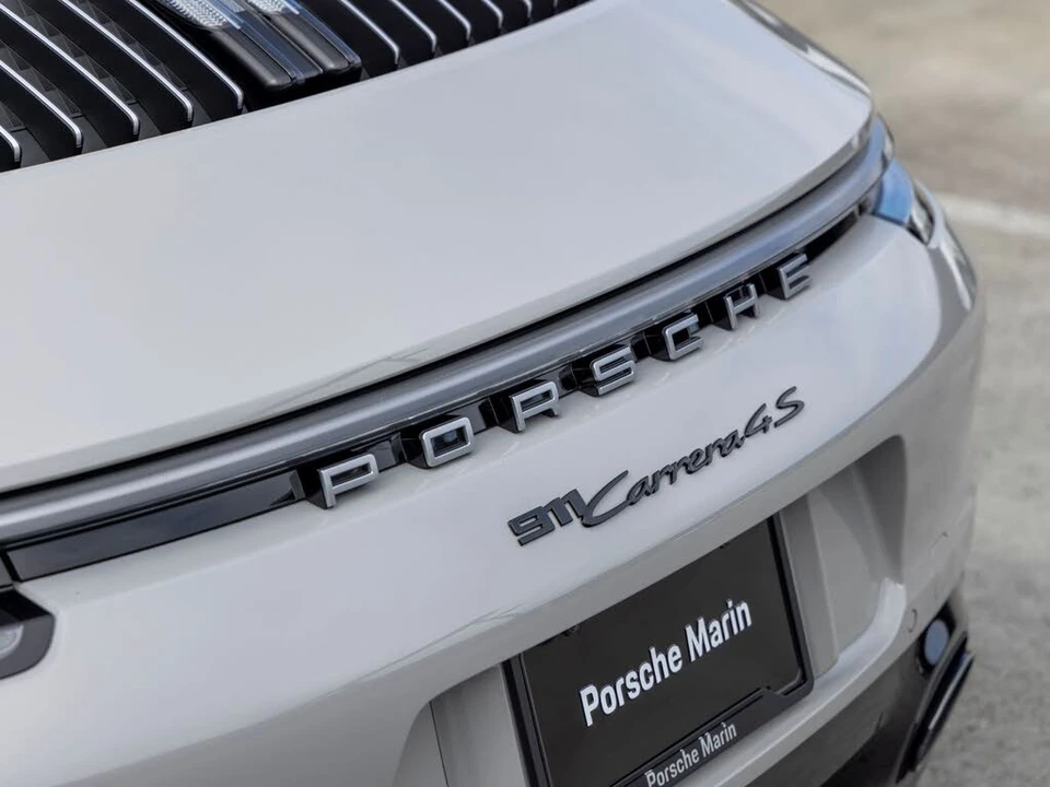 2022 Porsche 992 Carrera 4S - Image 21 of 31
