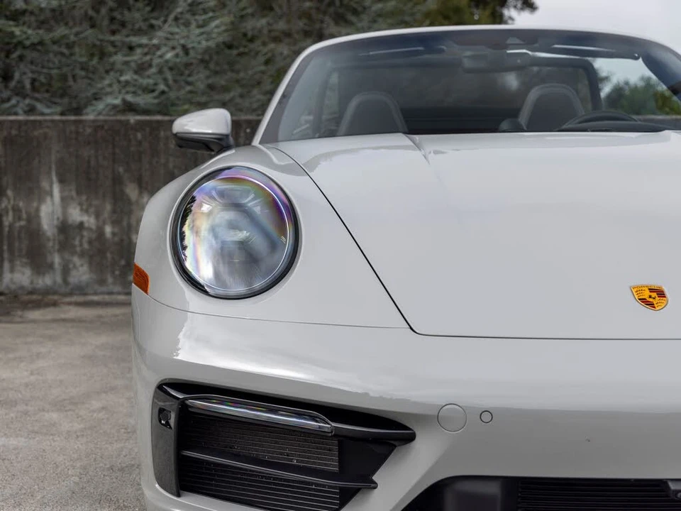 2022 Porsche 992 Carrera 4S - Image 14 of 31
