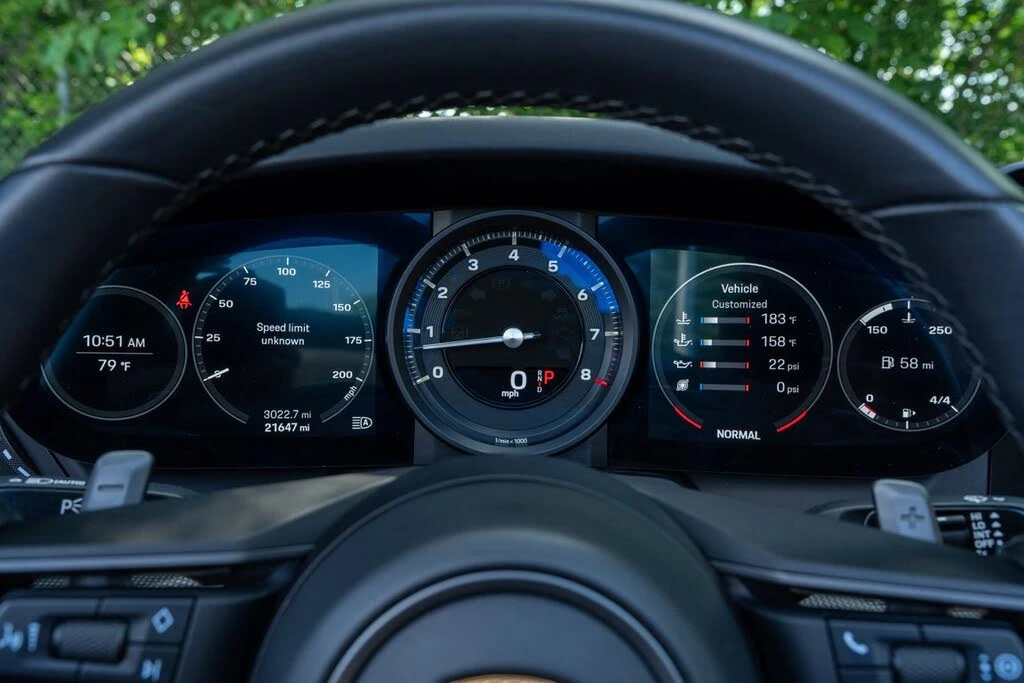 2022 Porsche 992 Carrera 4S - Image 27 of 31