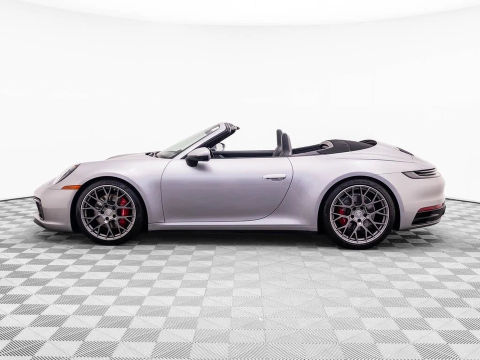 2022 Porsche 992 Carrera 4S - Image 2 of 31