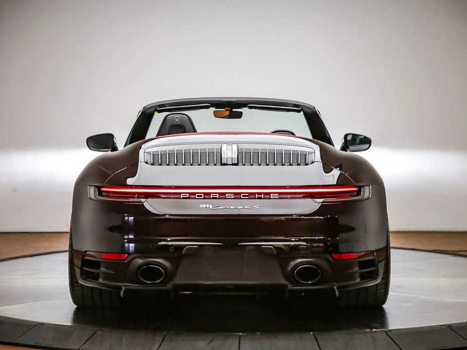 2022 Porsche 992 Carrera 4S - Image 7 of 31