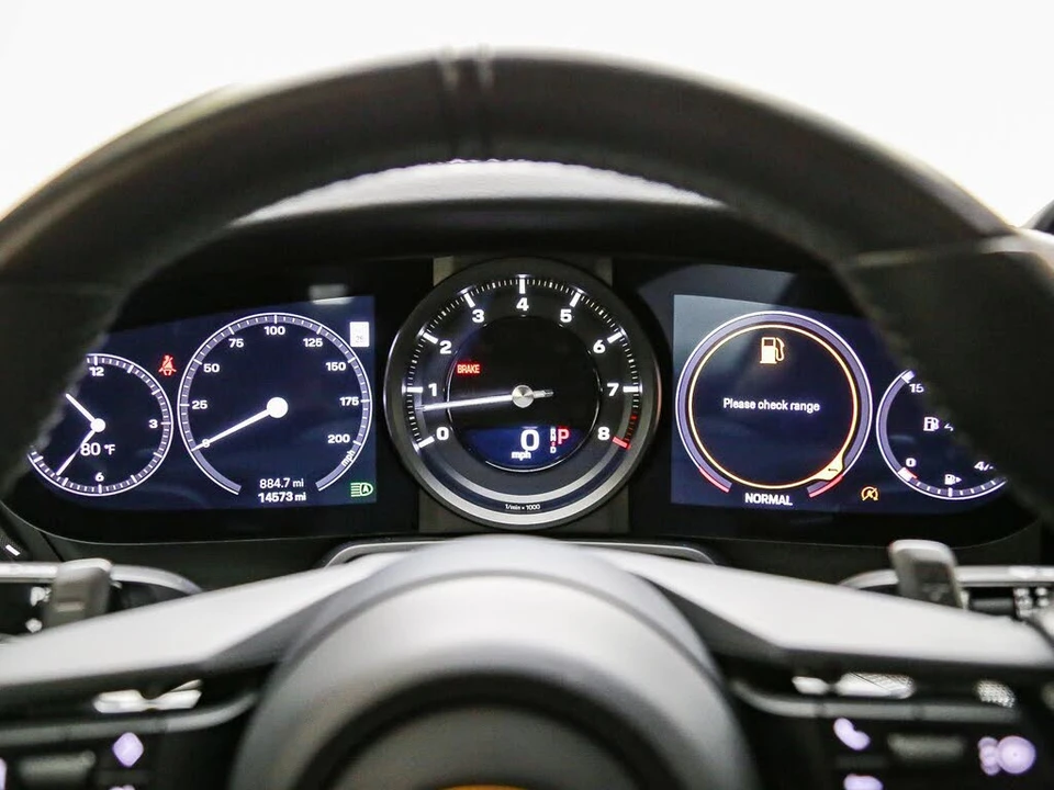 2022 Porsche 992 Carrera 4S - Image 29 of 31