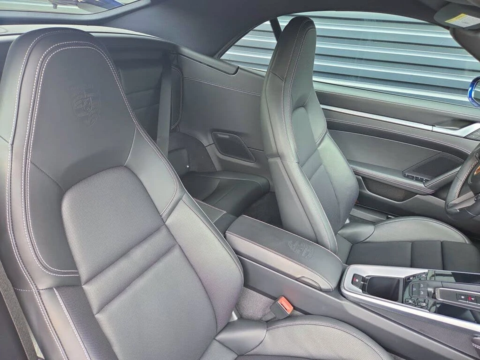 2022 Porsche 992 Carrera 4S - Image 19 of 31