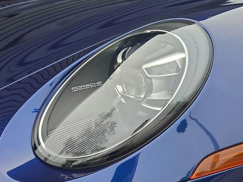 2022 Porsche 992 Carrera 4S - Image 24 of 31
