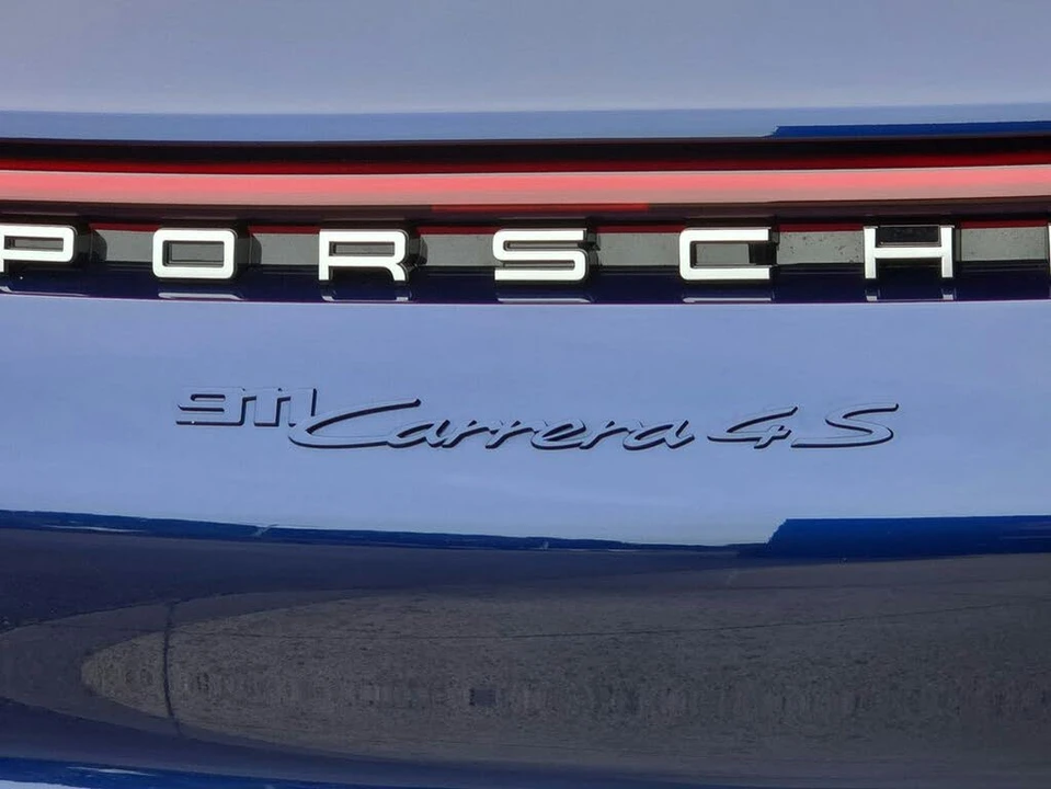 2022 Porsche 992 Carrera 4S - Image 27 of 31