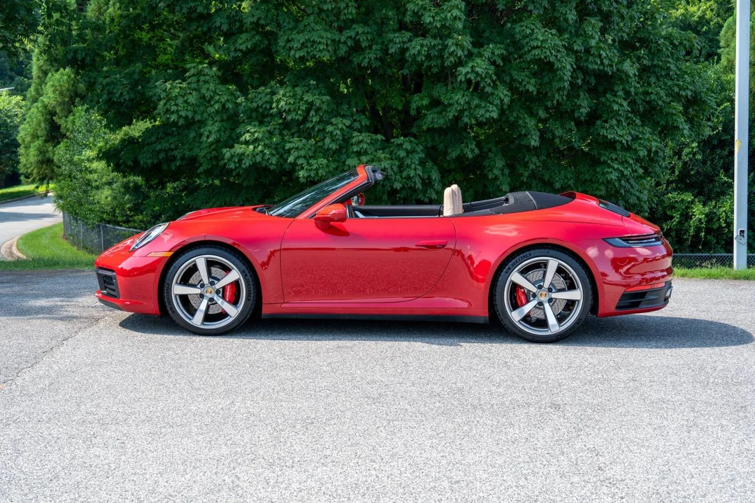 2022 Porsche 992 Carrera 4S - Image 2 of 5