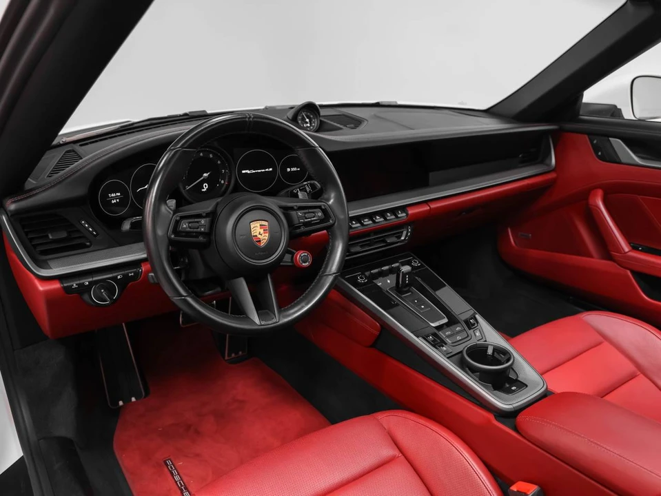 2022 Porsche 992 Carrera 4S - Image 4 of 5