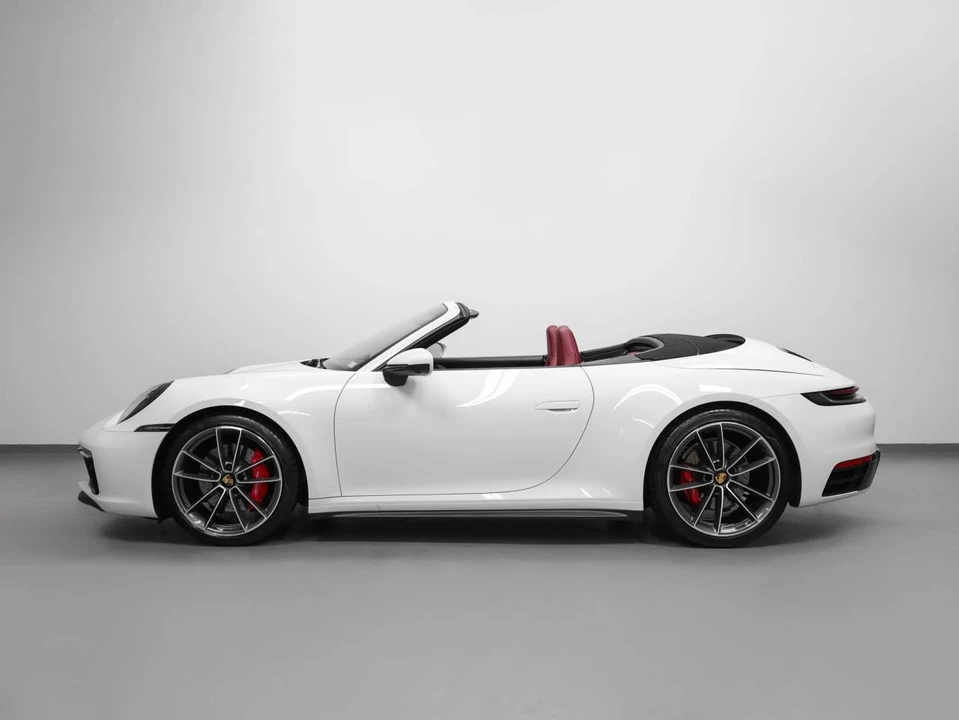 2022 Porsche 992 Carrera 4S - Image 2 of 5