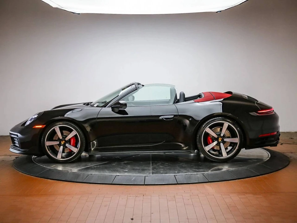 2022 Porsche 992 Carrera 4S - Image 2 of 5